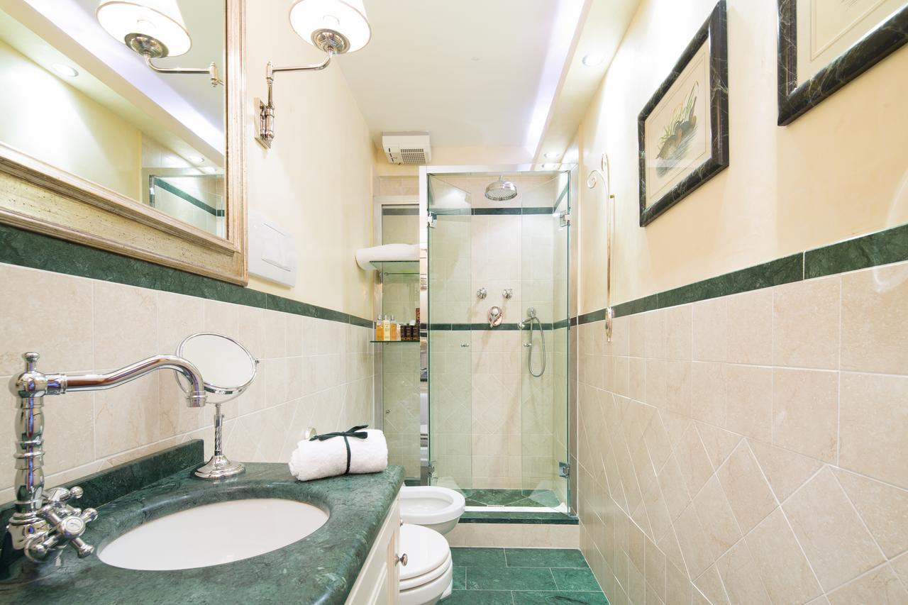 Old Tower Ponte Vecchio Suite Florence Room photo